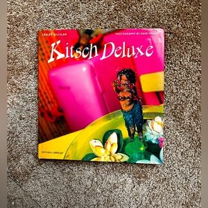 Kitsch Deluxe Book 📖🪷